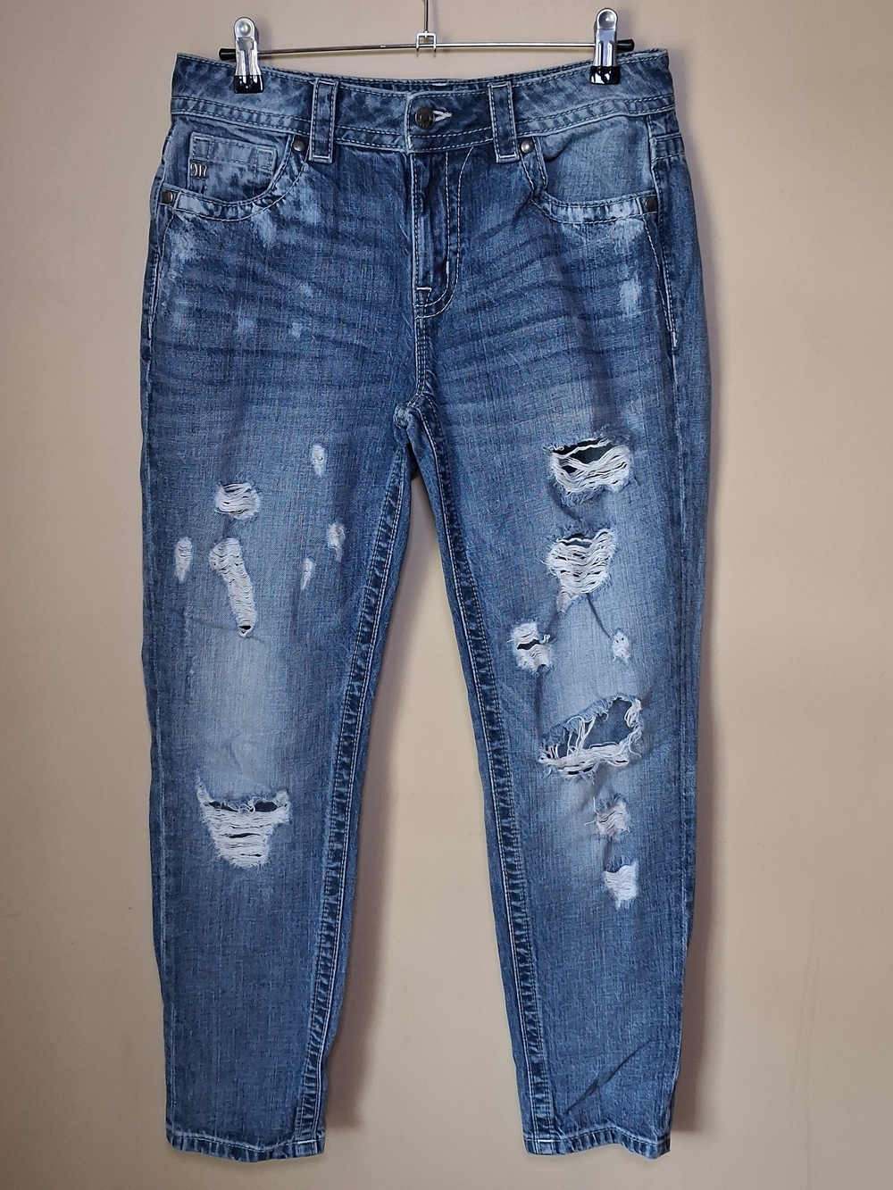 Miss Me Women's Distressed Boyfriend Ankle Jeans; Size 27